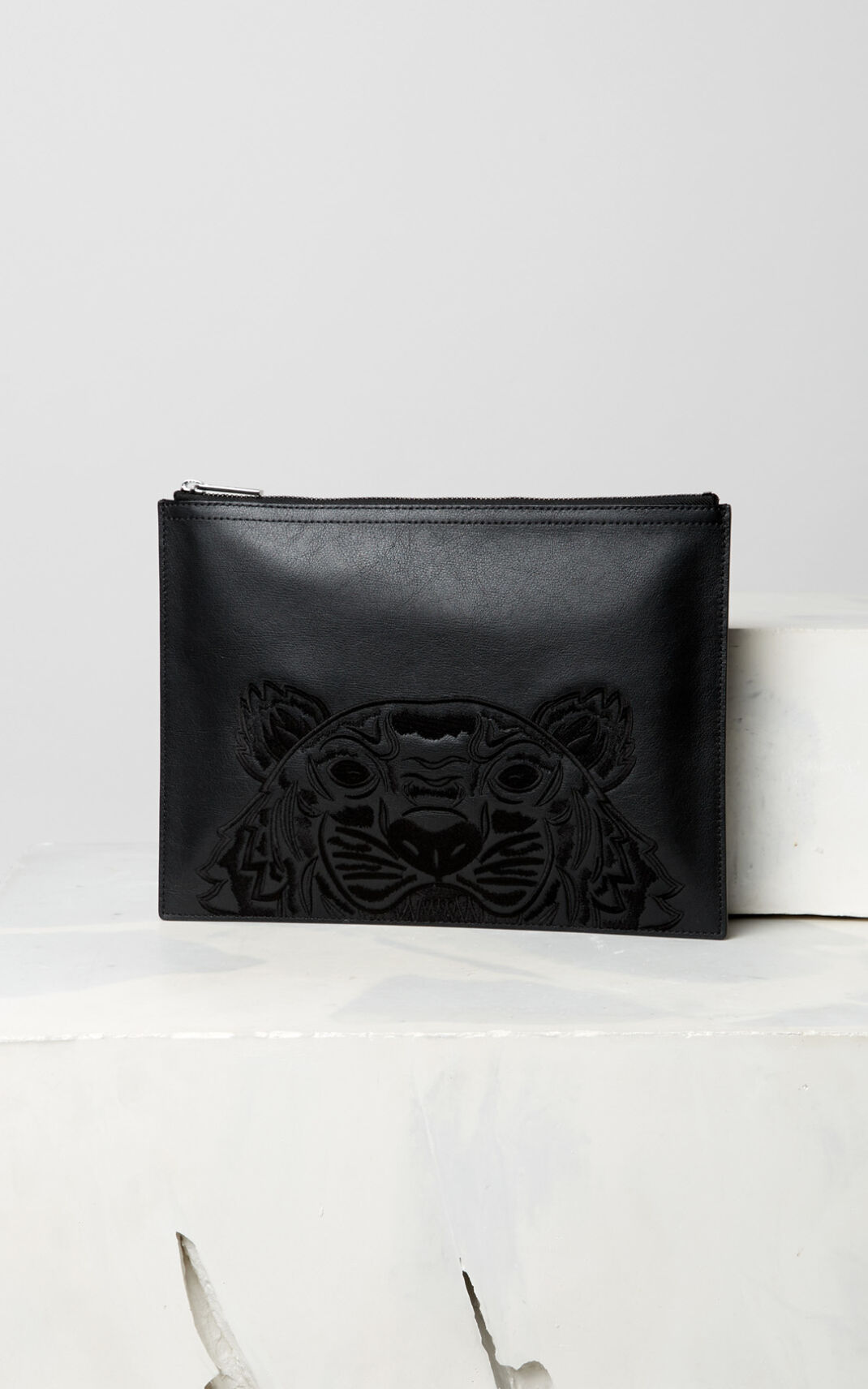 Kenzo Tiger Cuero Clutch Hombre Negras | 6842931-MP